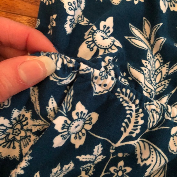 Bundle 3/$15 - Adorable Romper - Picture 4 of 5